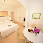 Cale Apartmán *